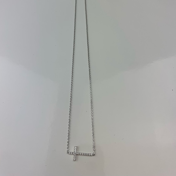 Cross Necklace - Picture 9 of 9